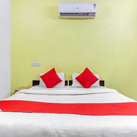 Hotel O Cozy Stay デリー エクステリア 写真