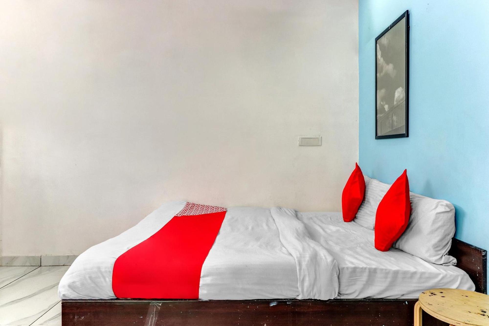 Hotel O Cozy Stay デリー エクステリア 写真